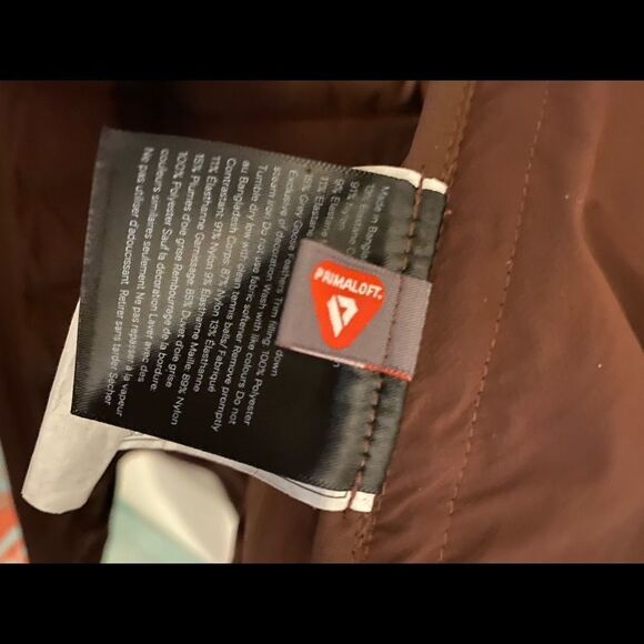 Lululemon Navigation Stretch Down Hoodie - Picture 6 of 6